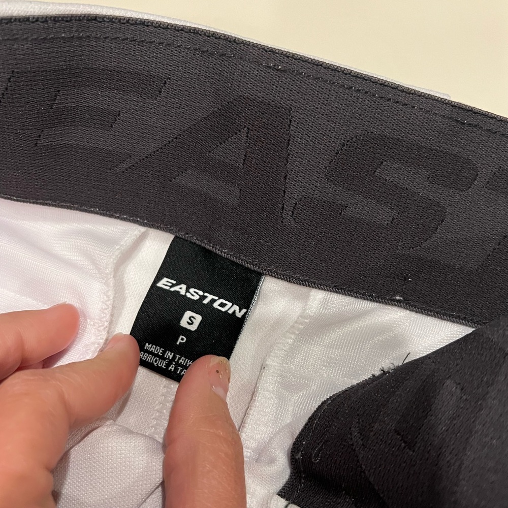 NWOT Easton small white baseball pants- fits like a 28